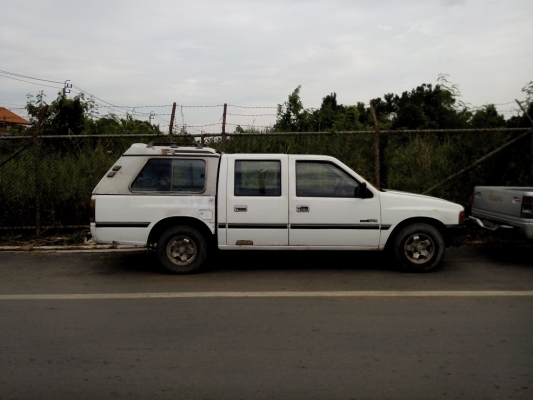 ขายกะบะสี่ประตู มังกรทองเครื่องดี มือเดียวครับ ขายกะบะสี่ประตู มังกรทองเครื่องดี มือเดียวครับ