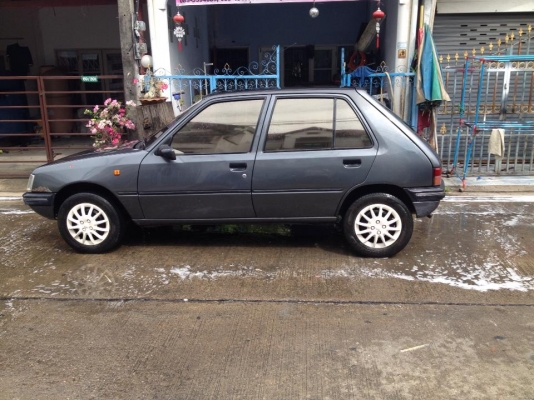 ขอณุญาติ ขาย/เเลก ครับ เปอโย 205 ปี 94 เเกสเเล้ว เเอรหนาว วิทยุ รถสวยขับดี เเบตดี สีพอได้ กระจกไฟฟ้า เซลทรัลล็อก ภายในดี รถปีใหม่ ใช้งานปกติ พร้อมโอน 45000 ถูกกว่าเวฟ 125 อีก สนใจดูรถ สายไหม 085-359-4089 กอล์ฟเจ้าเก่าครับ