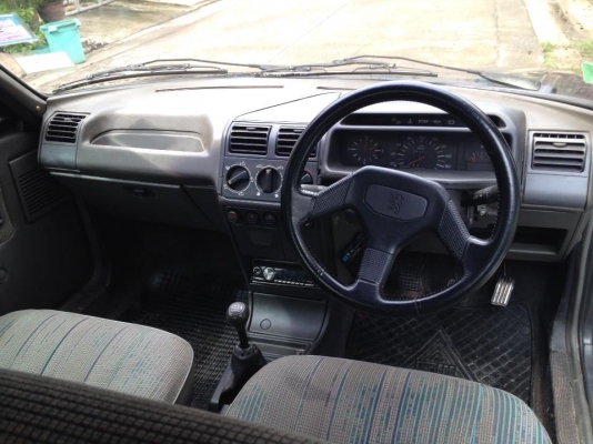 ขอณุญาติ ขาย/เเลก ครับ เปอโย 205 ปี 94 เเกสเเล้ว เเอรหนาว วิทยุ รถสวยขับดี เเบตดี สีพอได้ กระจกไฟฟ้า เซลทรัลล็อก ภายในดี รถปีใหม่ ใช้งานปกติ พร้อมโอน 45000 ถูกกว่าเวฟ 125 อีก สนใจดูรถ สายไหม 085-359-4089 กอล์ฟเจ้าเก่าครับ