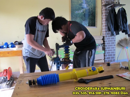 ขายโช้คอัพแก็สปรับระดับ โปรเฟนเดอร์ ใส่วีโก้ วีคลอส ฟอร์จูนเนอร์