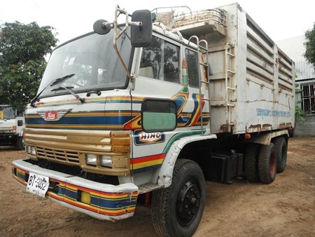 ขายรถบรรทุก 10 ล้อดั๊พม์ ยี่ห้อ HINO รุ่น 1 เพลา ดั๊พม์เกษตร