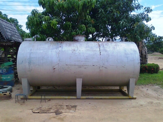 ถังน้ำมัน ขนาด 9,000 ลิตร สภาพใหม่ แบบตั้งพื้น