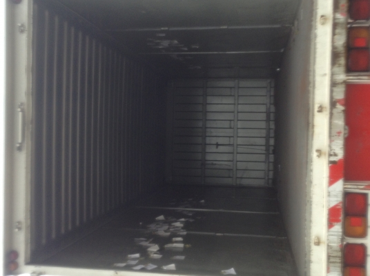 Hino Hi-Tech 6 ล้อตู้ ใช้งานน้อยมาก 10 บาน เครื่อง 195 HP. ยาว 6 เมตร ปี48. FD3H สภาพสวยพร้อมใช้งาน ไม่มีเสากลาง 780,000