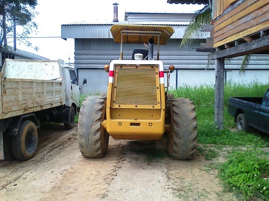 รถตัก KOMATSU 515 เครื่อง อีซูสุ 6BD รถสวย ราคาต่อรองได้