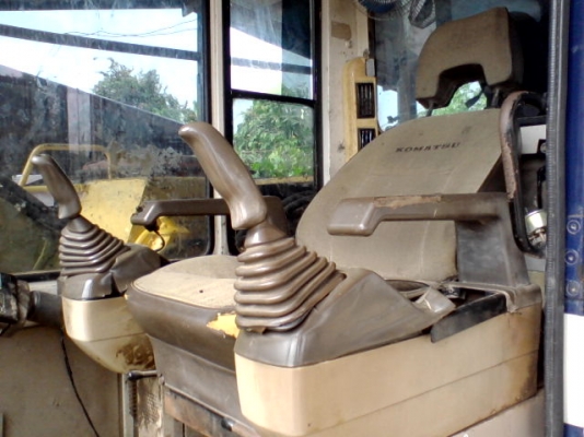 แม็คโคร Komatsu PC120-5 คอนโทรลสั้น สภาพพร้อมทั้งเครื่องและช่วงล่าง ราคาน่าสนใจ