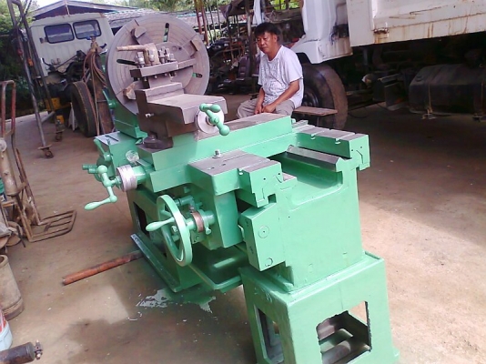 เครื่องกลึงแบบอัตโนมัติ ไต้หวัน CHIEN YEH จับงานได้โตสุด 45 เซนติเมตร ยาว 4 ฟุต.