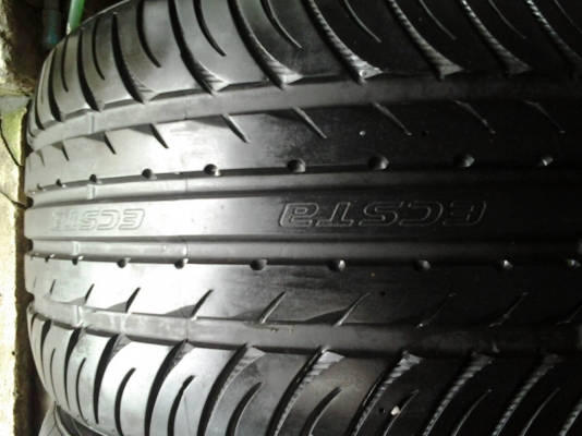 ขายยาง KUMHO KU31 235/35/19 , 275/30/19 ปี11 ชุดละ 12,500 บาท ขายยาง KUMHO KU31 235/35/19 , 275/30/19 ปี11 ชุดละ 12,500 บาท