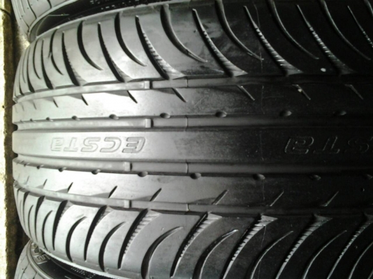 ขายยาง KUMHO KU31 235/35/19 , 275/30/19 ปี11 ชุดละ 12,500 บาท ขายยาง KUMHO KU31 235/35/19 , 275/30/19 ปี11 ชุดละ 12,500 บาท