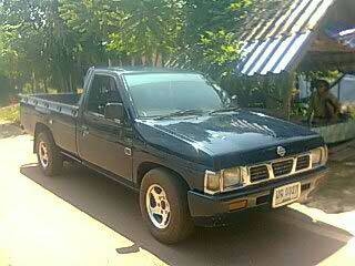 NISSAN BIG M ปี 37 แอร์เย็น หัวบาง ยางดี คัสชีสวย แมคไลน์เนอร์ เล่มทะเบียนพร้อมโอน