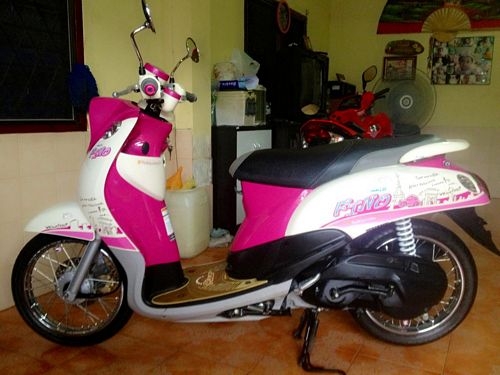 FINOลายปารีสรถปี2012วิ่ง2xxxโลสวย สด ราคาเบาๆ