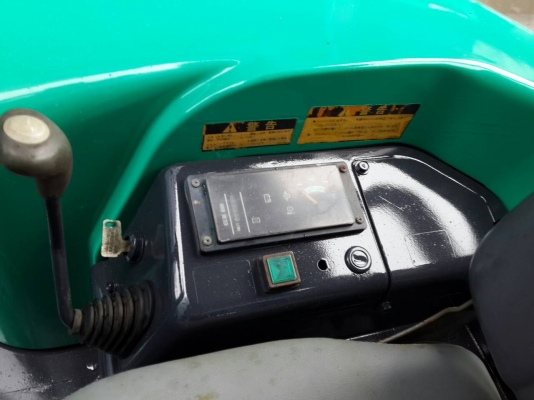 ขายรถขุด KOMATSU รุ่น PC30FR แทร็กเหล็ก มือสองญี่ปุ่น