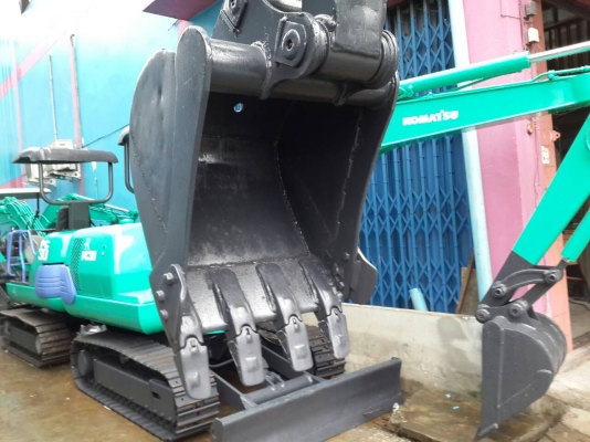 ขายรถขุด KOMATSU รุ่น PC30FR แทร็กเหล็ก มือสองญี่ปุ่น