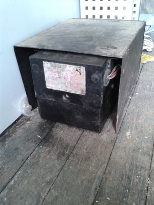 ตู้อะลูมิเนียมเปิดปิดไดั ระบบไฮดรอลิคของเก่าญี่ปุ่น