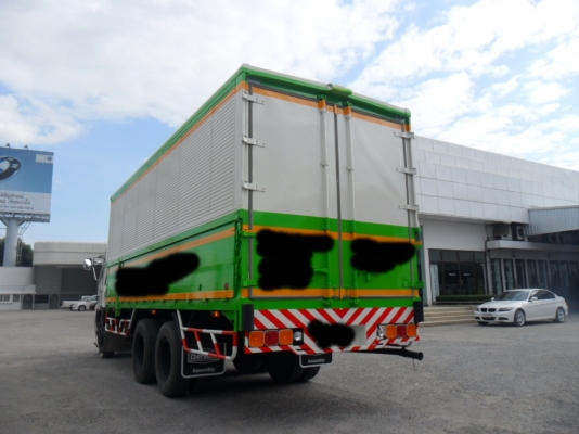 ตู้อะลูมิเนียมเปิดปิดไดั ระบบไฮดรอลิคของเก่าญี่ปุ่น