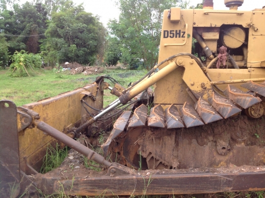 ขายรถแทรกเตอร์ H5Dz ตีนเป็ด เกียร์ตัด เครื่องดี สภาพดีพร้อมใช้งานครับ