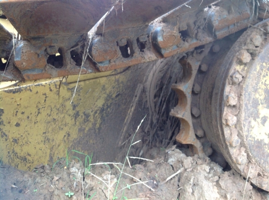 ขายรถแทรกเตอร์ H5Dz ตีนเป็ด เกียร์ตัด เครื่องดี สภาพดีพร้อมใช้งานครับ