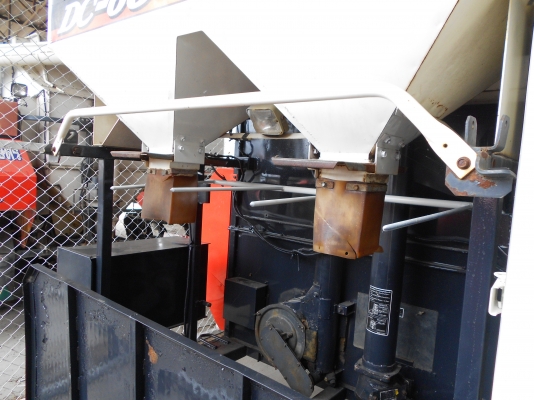 ขายรถเกี่ยวนวดข้าว คูโบต้า DC-60