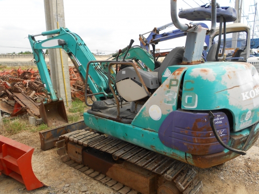ขายรถแบคโฮ KOMATSU PC30-7