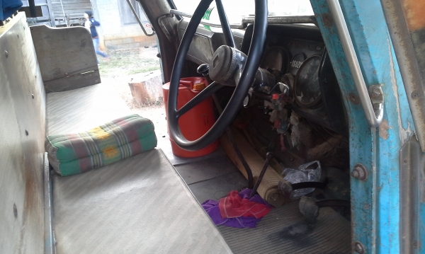 สิบล้อหัวยาวบรรทุกอ้อย Isuzu TX  2เพลาเดิม เครื่อง EH700 168 Hp มีสโล์แรงๆๆ