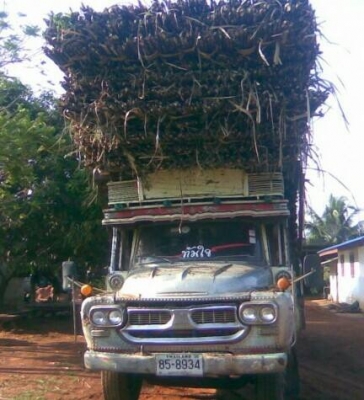 สิบล้อหัวยาวบรรทุกอ้อย Isuzu TX  2เพลาเดิม เครื่อง EH700 168 Hp มีสโล์แรงๆๆ