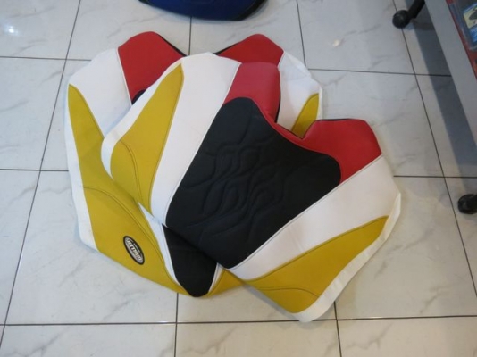 @@ขายผ้าเบาะ YAMAHA Blaster แบบสวย สีสวย@@