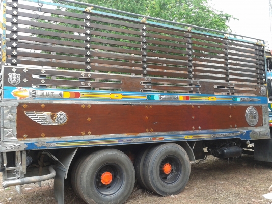 ขายกะบะไม้มะค่า