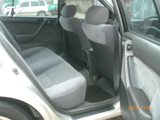 toyota corona ท้ายโด่งไฟท้ายแยก สภาพสวยพร้อมใช้