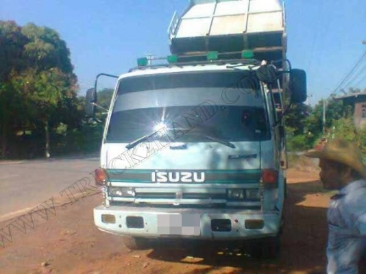 รถบรรทุก 6 ล้อดั้มพ์ ISUZU ROCKY 175 แรง สภาพพร้อมใช้งาน