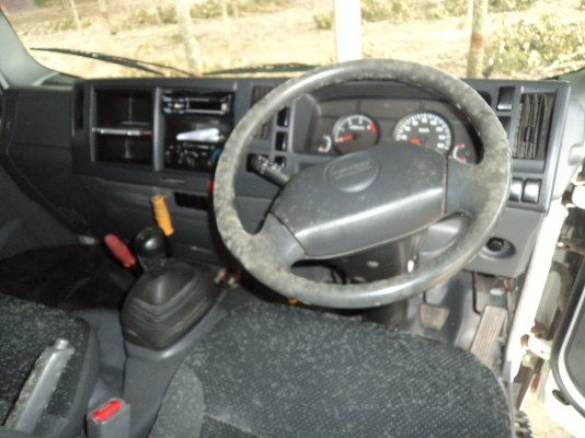 ขาย820000บาทรถดั้มรุ่นใหม่ล่าสุด130แรง สภาพซื้อป้ายแดงมาปี53ไม่ค่อยได้ใช้งาน