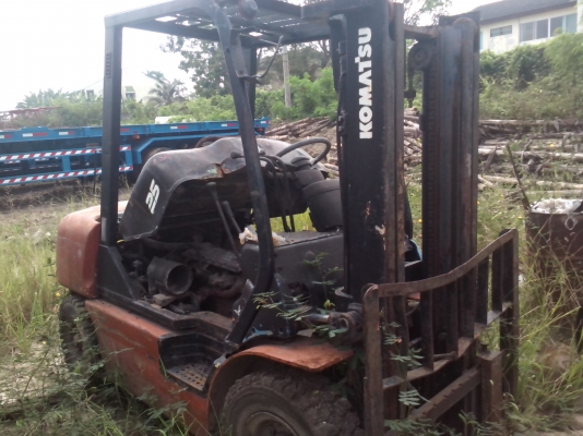 ขายรถโฟคลิฟต์KOMATSUขนาด2.5ตันถูกๆตามสภาพ ขายรถโฟคลิฟต์KOMATSUขนาด2.5ตันถูกๆตามสภาพ
