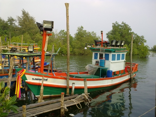 ขายเรือตกปลา ไดหมึก ขายเรือตกปลา ไดหมึก