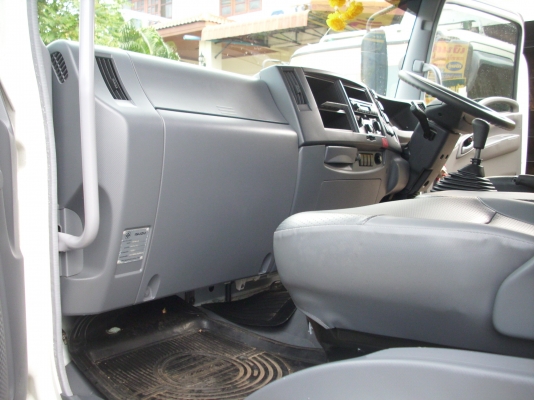 ขายหกล้อ อีซูซุ FRR 210 แรง ยาว 5.60 ปี 53