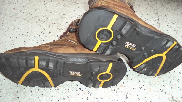 รองเท้า Camel Active size 10 รองเท้า Camel Active size 10