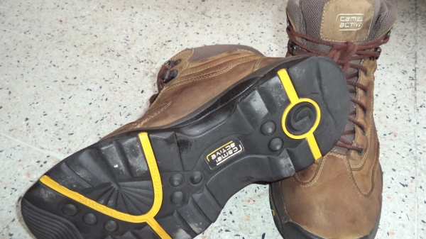 รองเท้า Camel Active size 10 รองเท้า Camel Active size 10