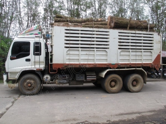 รถบรรทุกดั๊มพ่วงแม่ลูก ISUZU 270 แรงม้า รถจดทะเบียนปี 2546