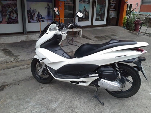 PCX ปี 54 รถบ้าน วิ่ง 20,000 กม. สภาพเดิมสุดๆ เครื่องแน่นๆ ภาษี พรบ.ต่อถึงปีหน้า เอกสารครบ โอนได้เลย