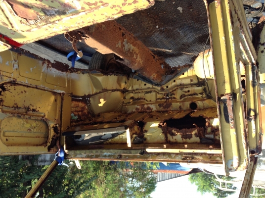 ขายซากโฟล์ค..ติง..เอาไปปั้นต่อใครมีช่างดีๆๆคุ้มคับ..(ไม่มีทะเบียน).แต่แถม.ทะเบียนเต่า.73..ให้เล่มหนึ่ง.(ส่งฟรีราคานี้).กทม.คับ