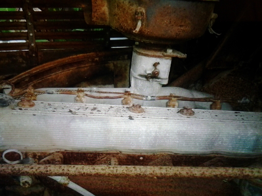 ขายครับ รถเบนซ์ 6 ล้อ โบราณ เครื่องยนต์ ดีเซล อีซูซุ 6 สูป