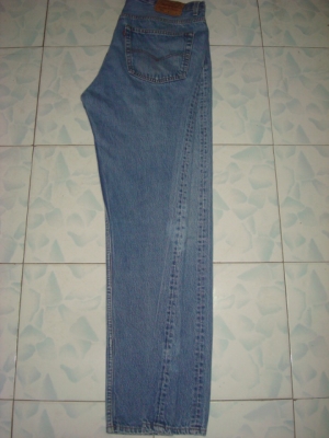 # 9011 # ยีนส์ Levi's 501 ผ้าทราย ของแท้ มือสอง เอว 39 ยาว 30นิ้วครึ่ง เนื้อทรายสวย ตะเข็บสวย made in usa # 9011 # ยีนส์ Levi's 501 ผ้าทราย ของแท้ มือสอง เอว 39 ยาว 30นิ้วครึ่ง เนื้อทรายสวย ตะเข็บสวย made in usa