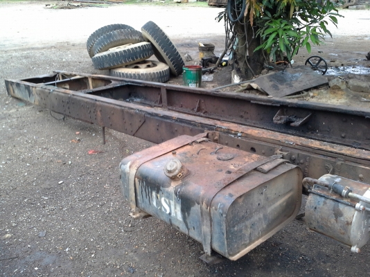 ขายคัดซีสิบล้อหน้ายาว