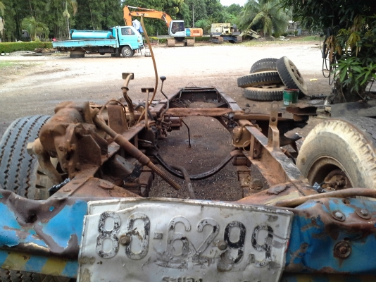 ขายคัดซีสิบล้อหน้ายาว