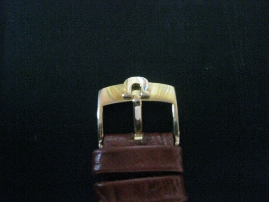 โอเมก้า ไขลาน โกลด์ฟิลด์ทั้งเรื่อน สวยตัวเรือนบางมาก เดิมทุกชิน เดินดีมากๆ ราคาไม่แพงครับ