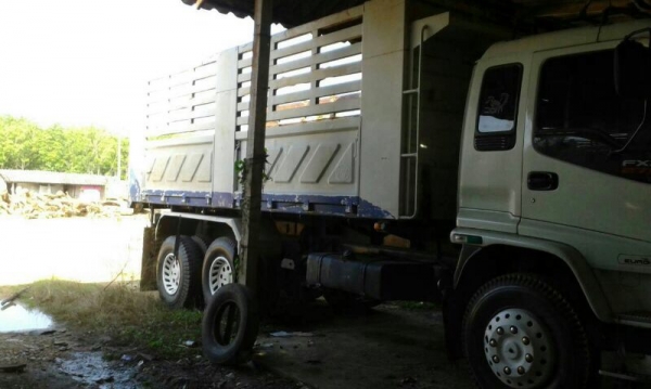 รถอีซูซุ 10 ล้อดั้ม FXZ 270 แรงม้า ปี 49 ( ขายแม่ลูก ) สนใจติดต่อ 081 - 6079515 รถอีซูซุ 10 ล้อดั้ม FXZ 270 แรงม้า ปี 49 ( ขายแม่ลูก ) สนใจติดต่อ 081 - 6079515