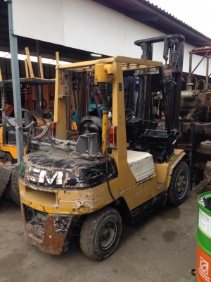 ขาย ฟอล์คลิฟต์ 3.0 ตัน TCM FG30  เสา 4 เมตร  เกียร์ออโต้