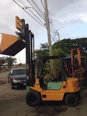 ขาย ฟอล์คลิฟต์ 2.0 ตัน  TCM  FD20Z2  ดีเซล  งาฮิ้งฟอล์ค+บุ้งกี๊