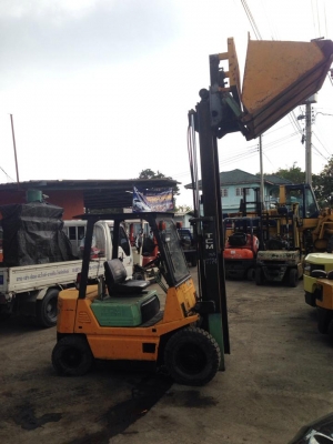 ขาย ฟอล์คลิฟต์ 2.0 ตัน TCM FD20Z2 ดีเซล งาฮิ้งฟอล์ค+บุ้งกี๊ ขาย ฟอล์คลิฟต์ 2.0 ตัน TCM FD20Z2 ดีเซล งาฮิ้งฟอล์ค+บุ้งกี๊