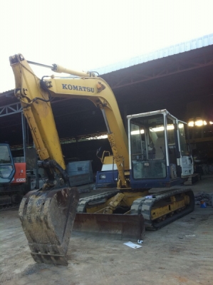 ขายรถขุด KOMATSU PC60-6 ไฟฟ้าเต็มระบบ เร็ว แรง แทร็คยาง ราคาถูก ต่อรองได้แน่นอน พร้อมใช้งานได้เลย ของเก่านอก ไม่เคยใช้งานในไทยมาก่อน ครบชุดไปเลย ** ราคาต่อรองได้ ** ตามรูปไปเลย **รถพร้อมใช้งานได้เลย เดี๋ยวนี้ **
