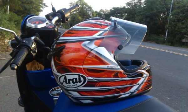 ขายถูกARAI รุ่น CHASER ไซร์ M เลิกขี่ซื้อมายังไม่ได้ใส่ สีสวยไม่มีรอยชิวสโมกสภาพ98\% ขายถูกARAI รุ่น CHASER ไซร์ M เลิกขี่ซื้อมายังไม่ได้ใส่ สีสวยไม่มีรอยชิวสโมกสภาพ98\%