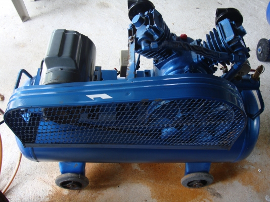 ขายปั๊มลม PUMA 92 ลิตร สภาพ 95\%