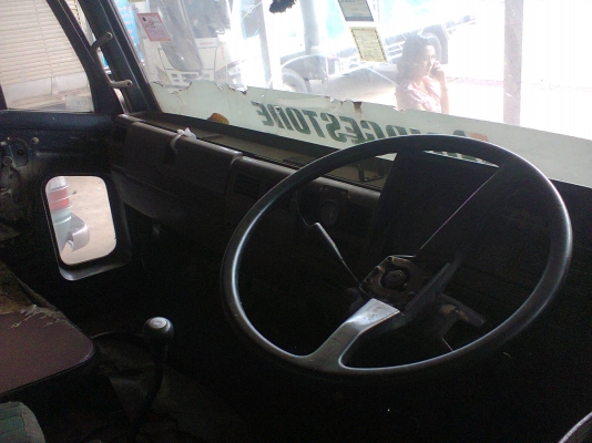 (ไม่เอาตู้ 250,000)ขาย KM 777   117แรง ยาว 4.3 เมตร เครื่องดี แชชซีสวย หัวไม่สวย ภายในครบๆ ภาษีเต็ม(ม. 79ให้ฟรี)